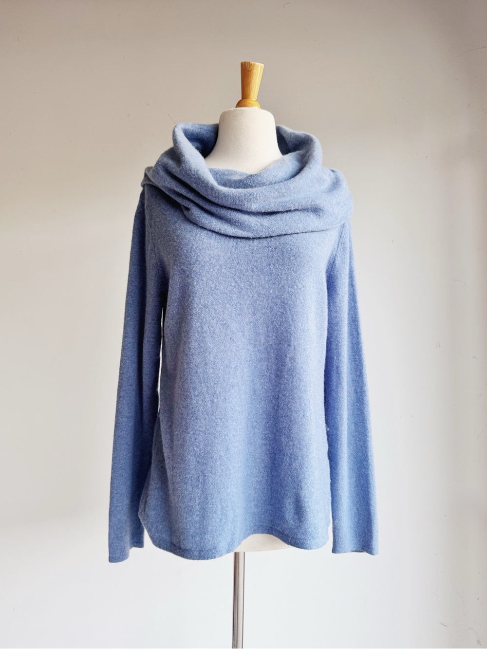 Sundance 100% Cashmere Blue Oversized Cowl Neck Sweater L